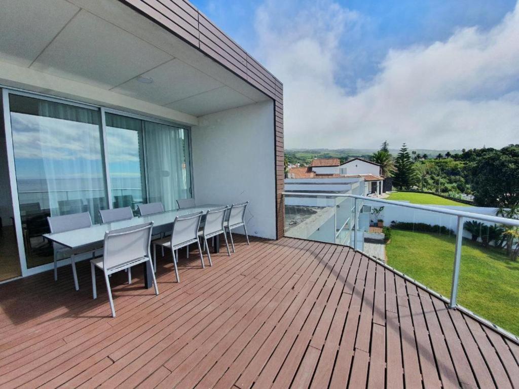 Отель Marina Mar II Вила-Франка-ду-Кампу Экстерьер фото